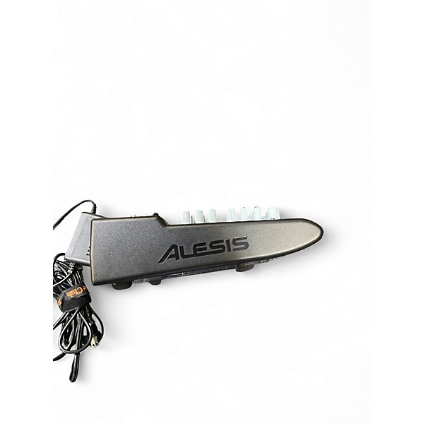 Used Alesis MultiMix 8 USB 8-Channel Unpowered Mixer