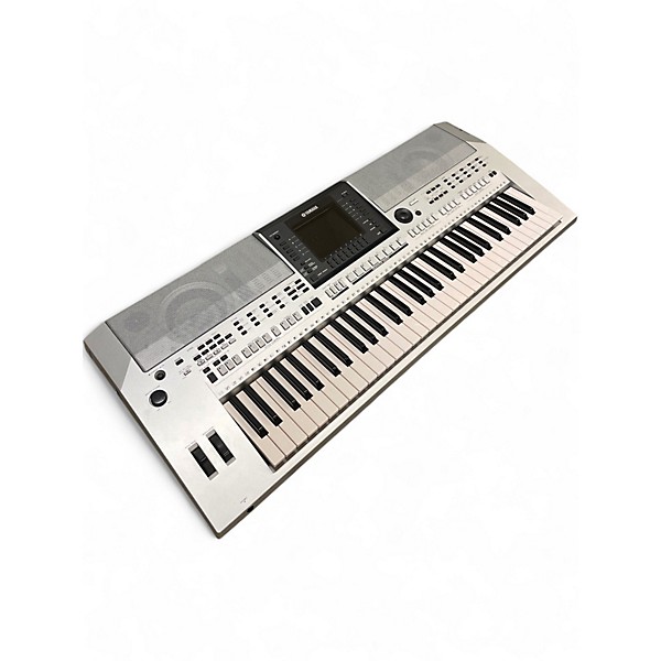Used Yamaha PSRS900 61 Key Arranger Keyboard