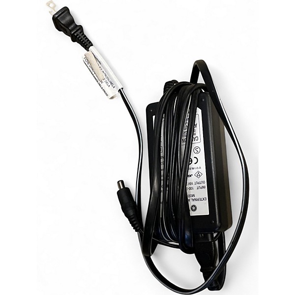 Used Yamaha PSRS900 61 Key Arranger Keyboard