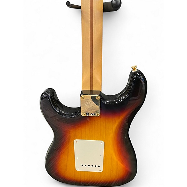 Used Fender Deluxe Player's Stratocaster 3 Color Sunburst Solid Body Electric Guitar