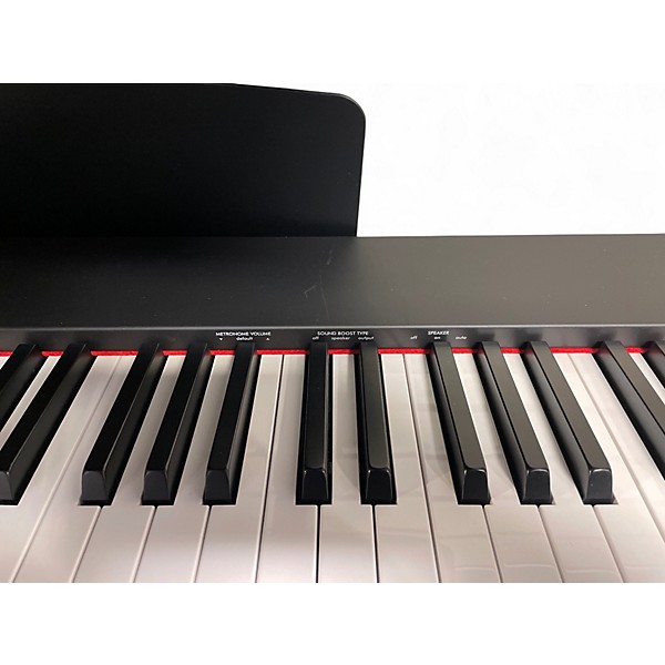Used Yamaha P-225 Digital Piano
