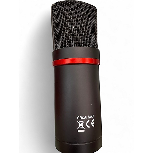 Used 2017 Focusrite Scarlett 2i2 Gen 2 STUDIO BUNDLE