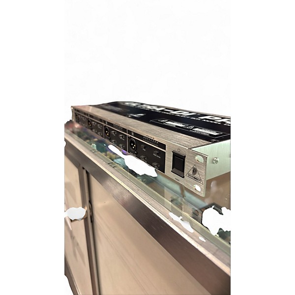 Used Behringer Ultra-DI Pro DI800v2 8-channel Active Instrument Direct Box Direct Box