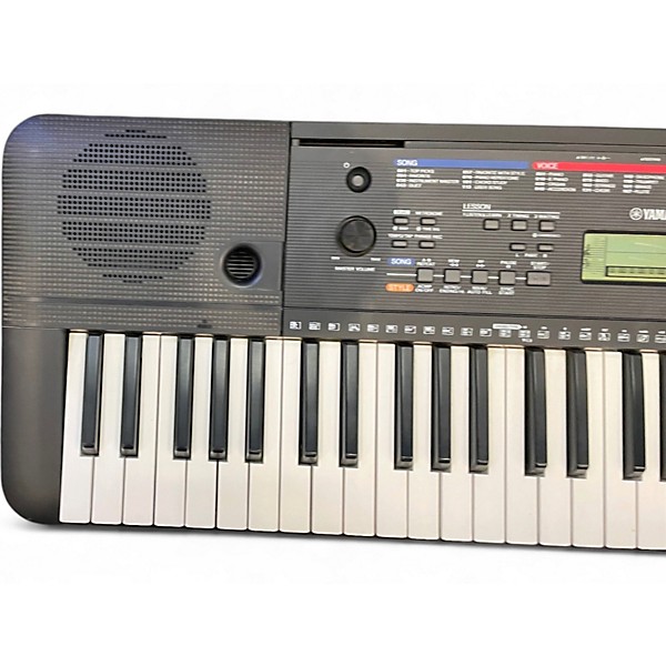 Used Yamaha PSRE263 61 Key Portable Keyboard
