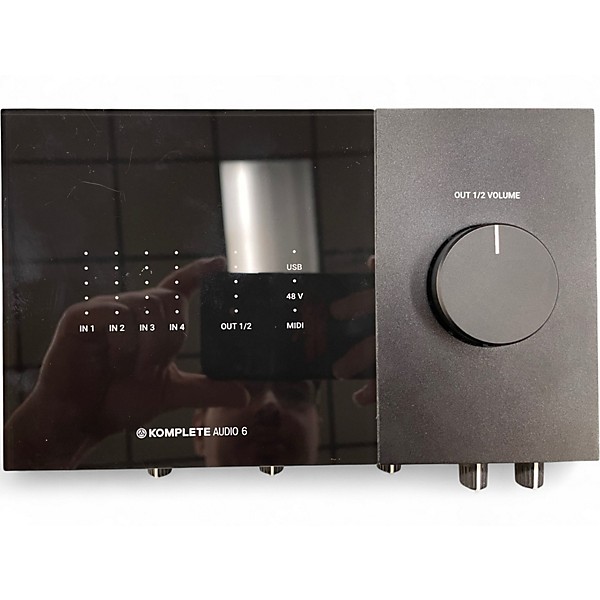 Used Native Instruments KOMPLETE AUDIO 6 Audio Interface