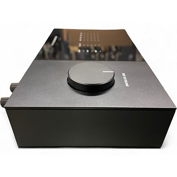 Used Native Instruments KOMPLETE AUDIO 6 Audio Interface