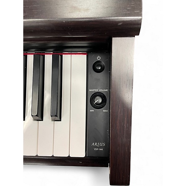Used Yamaha Arius YPD-144 Digital Piano