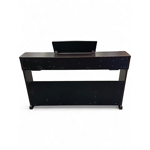 Used Yamaha Arius YPD-144 Digital Piano