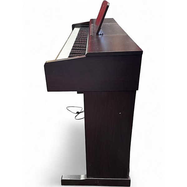Used Yamaha Arius YPD-144 Digital Piano