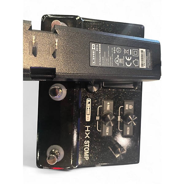 Used Line 6  HX STOMP Effect Processor