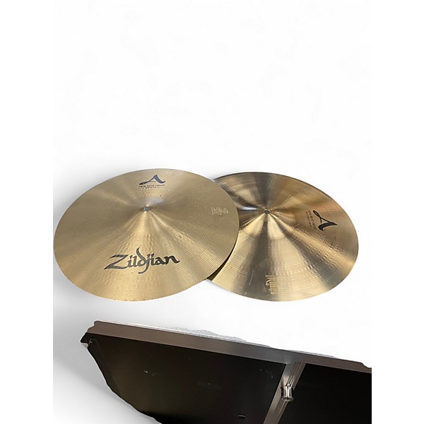 Used Zildjian 15in a series new beat Cymbal
