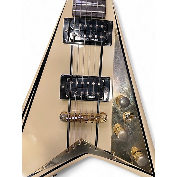 Used 2006 Jackson MIJ Pro Series RR5 Rhoads Ivory with Black Pinstripes Solid Body Electric Guitar