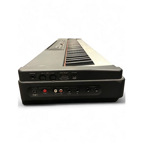 Used Yamaha P-90 Digital Piano