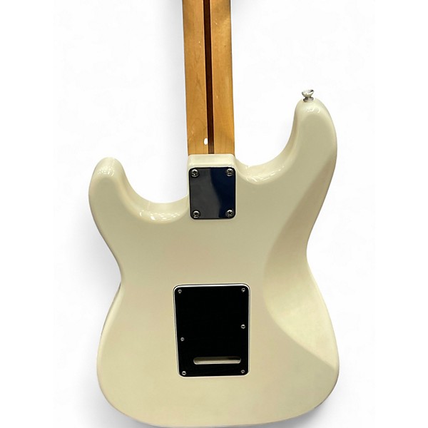 Used 1996 Fender Standard Stratocaster White Solid Body Electric Guitar