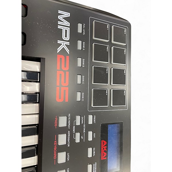 Used Akai Professional MPK225 25-Key MIDI Controller