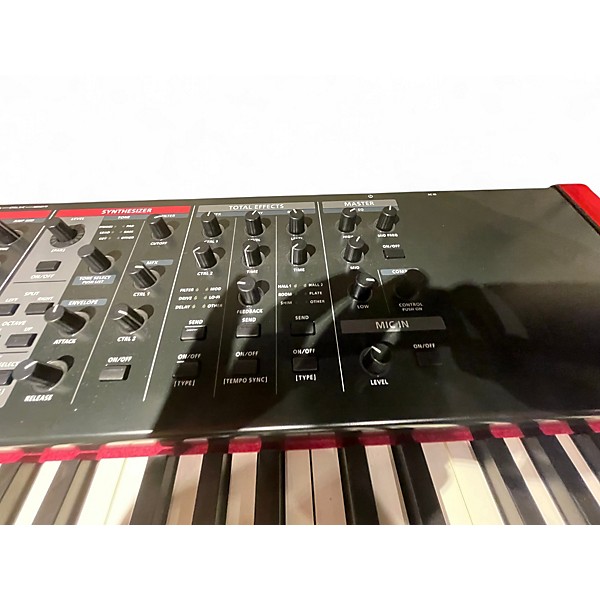 Used Roland V-Stage 88 Digital Stage Keyboard Keyboard Workstation