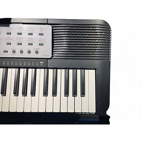 Used Yamaha YPT270 Keyboard Workstation