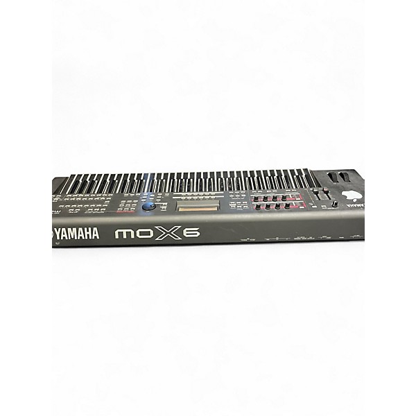 Used Yamaha MOX6 61 Key Keyboard Workstation