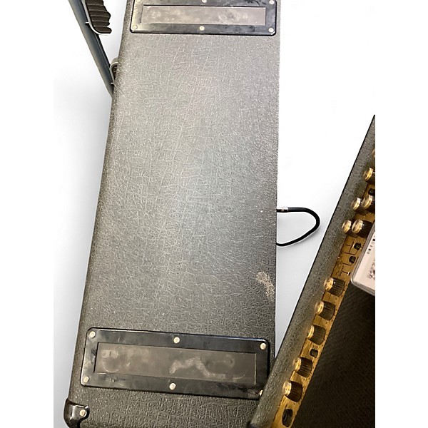 Used 2001 Marshall 1960A 300W 4x12 Stereo Slant Guitar Cabinet