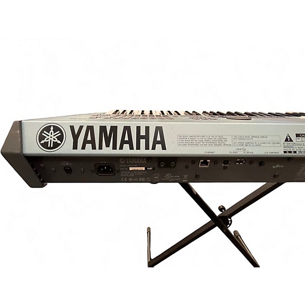 Used Yamaha Motif XS6 61 Key Keyboard Workstation