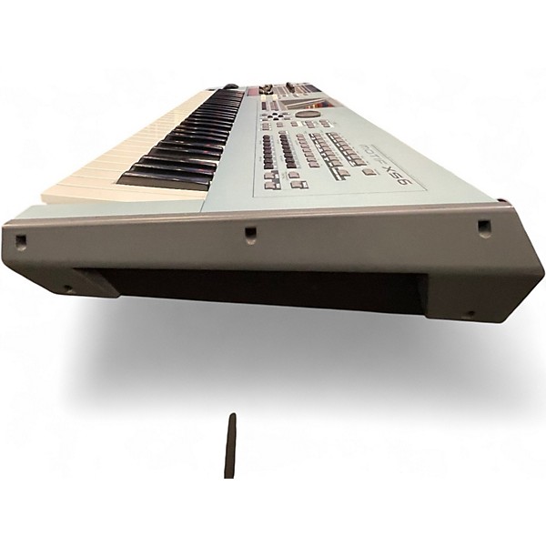 Used Yamaha Motif XS6 61 Key Keyboard Workstation