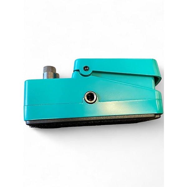 Used Behringer CS400 Compressor Sustainer Effect Pedal