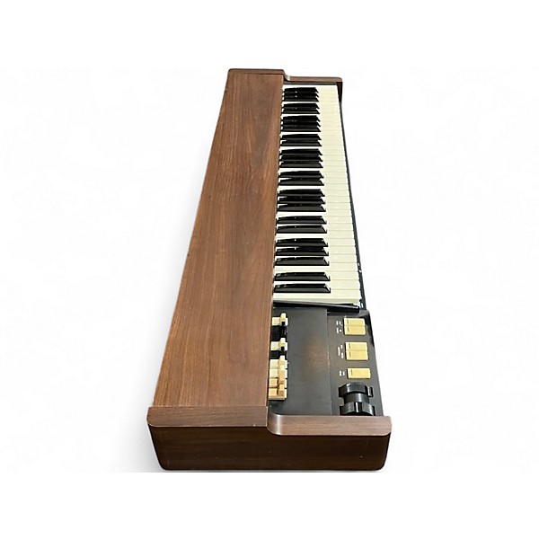 Used Hammond xb2 Organ