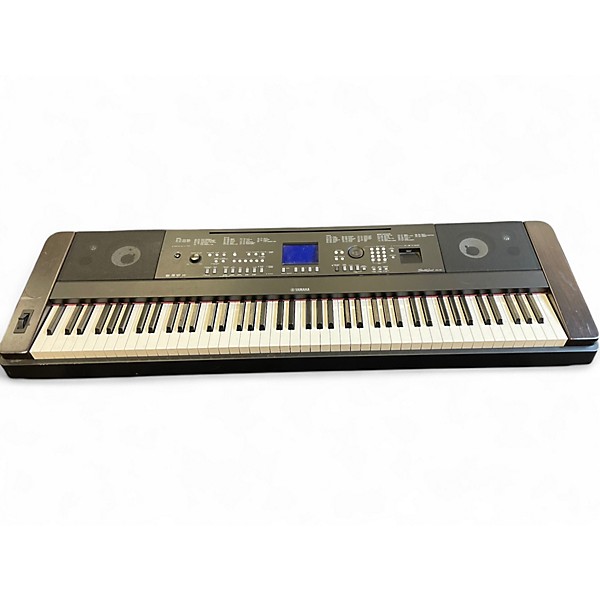Used Yamaha DGX650 88 Key Portable Keyboard
