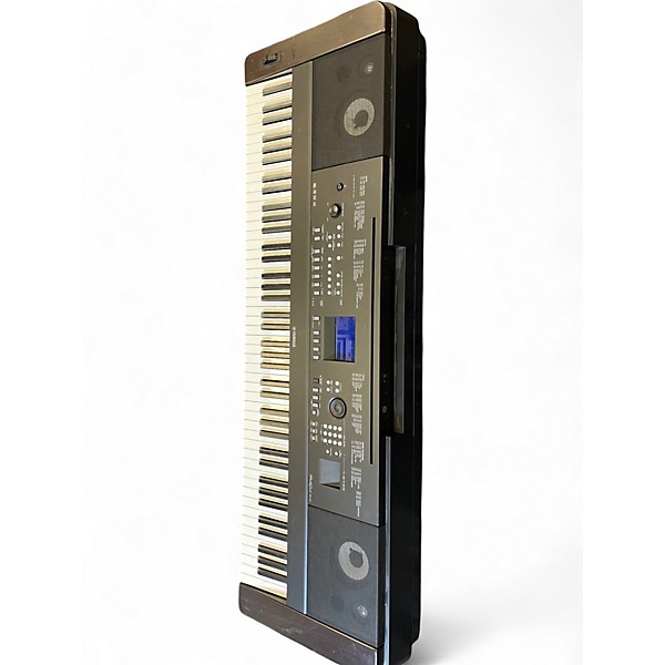 Used Yamaha DGX650 88 Key Portable Keyboard