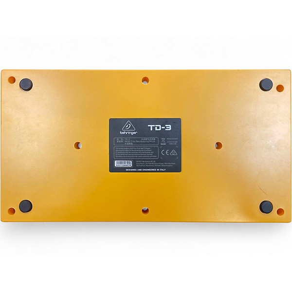 Used Behringer td-3 Powered Mixer