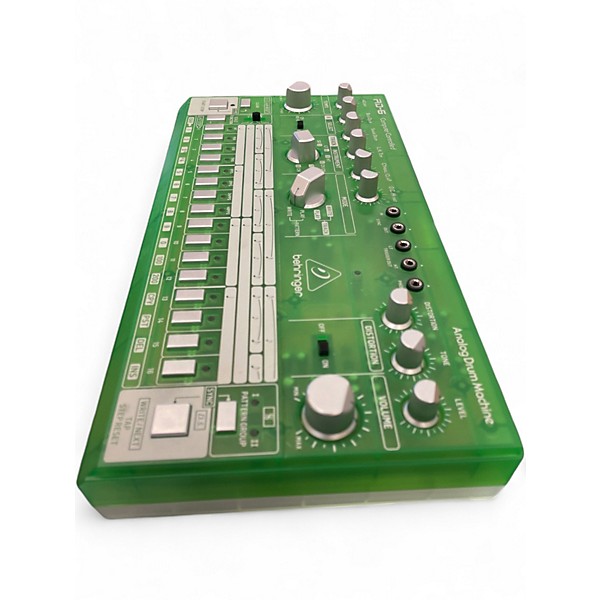 Used Behringer rd-6 Synthesizer