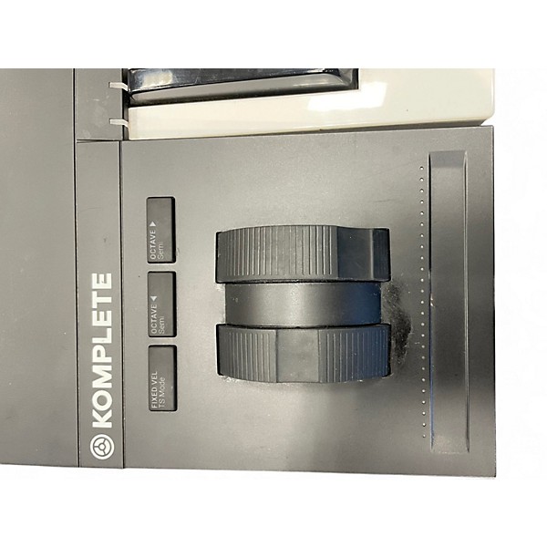 Used Native Instruments Komplete Kontrol S49 MIDI Controller