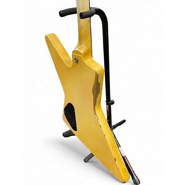 Vintage 1984 Gibson Explorer Bass Alpine White Electric Bass Guitar