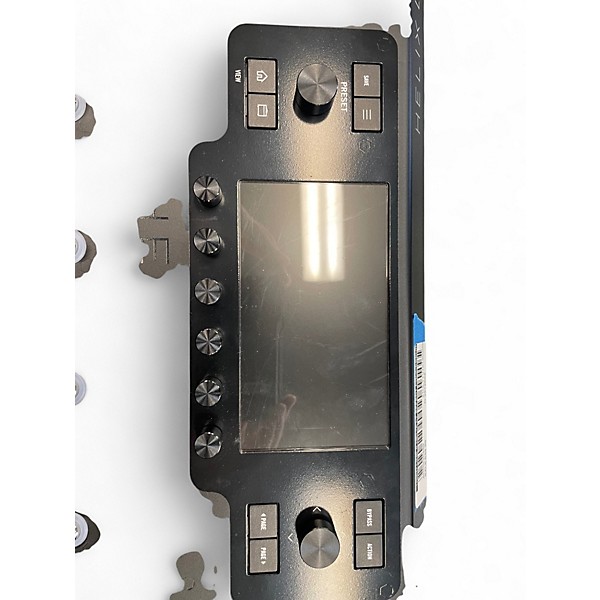 Used Line 6 Helix LT Effect Processor