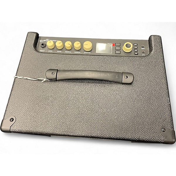 Used Fender rumble studio 40w Bass Combo Amp