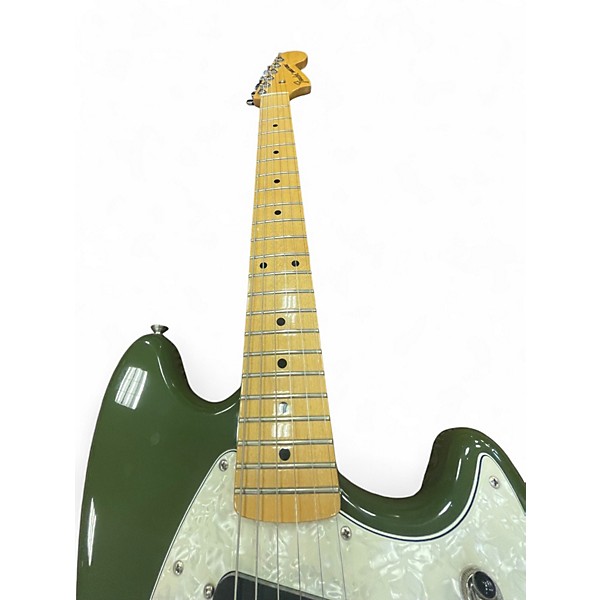 Used Fender OFFSET SERIES MUSRTANG OLIVE Solid Body Electric Guitar