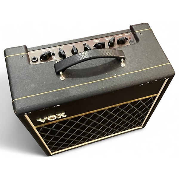 Used VOX V9168R Pathfinder 15R 15W 1X8 Guitar Combo Amp