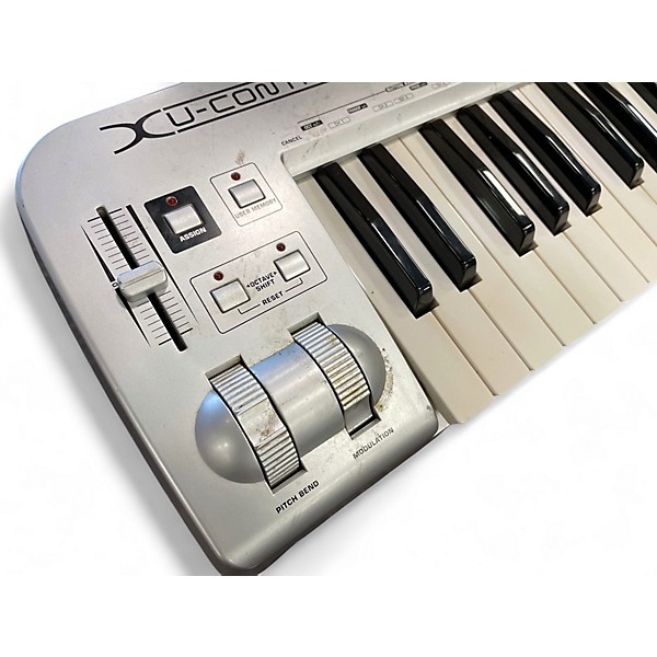 Used Behringer UMX61 MIDI Controller