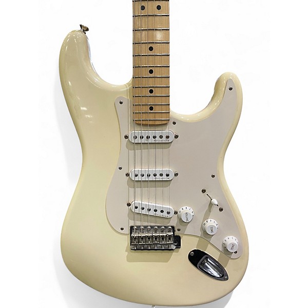 Used 2013 Fender Artist Series Eric Clapton Stratocaster Aged Olympic White Solid Body Electric Guitar