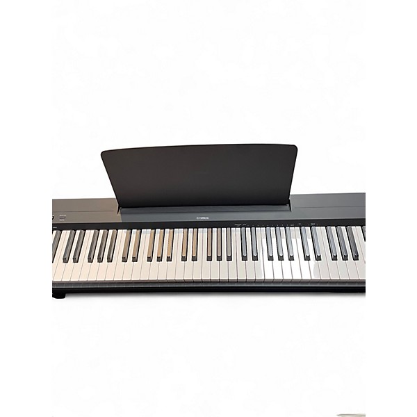 Used Yamaha P143 Digital Piano