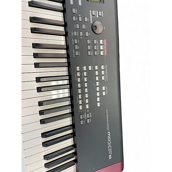 Used Yamaha MOXF8 88 Key Keyboard Workstation