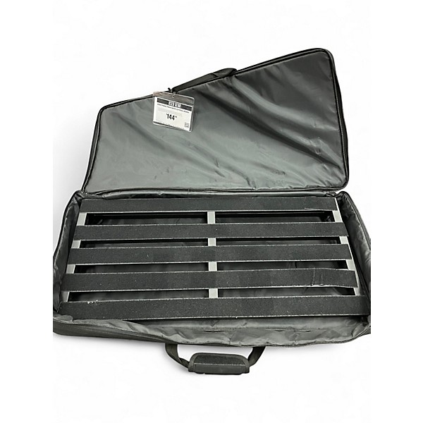 Used Pedaltrain NOVO 32 Pedal Board