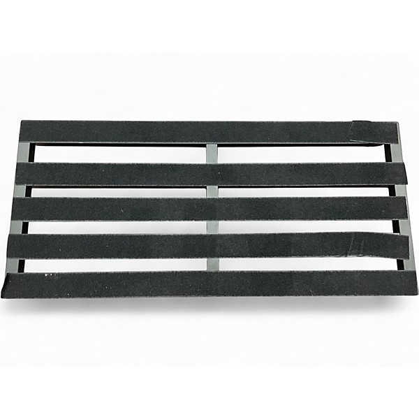 Used Pedaltrain NOVO 32 Pedal Board