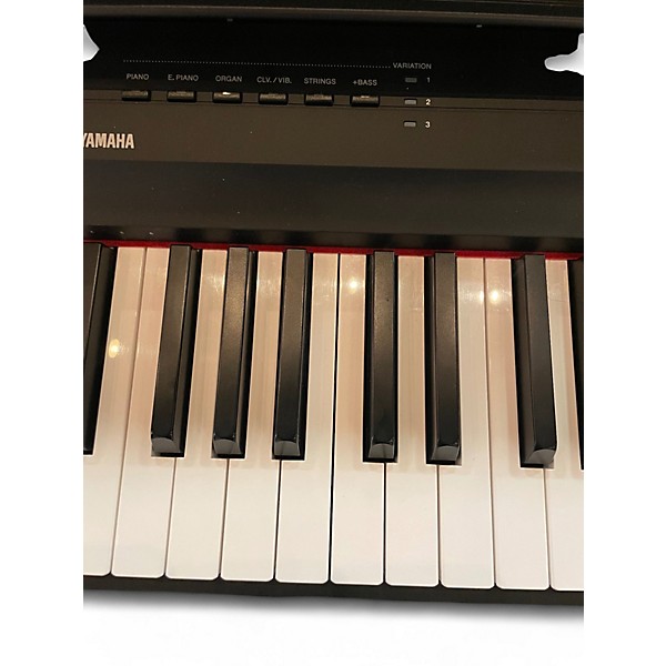 Used Yamaha P-121 Digital Piano