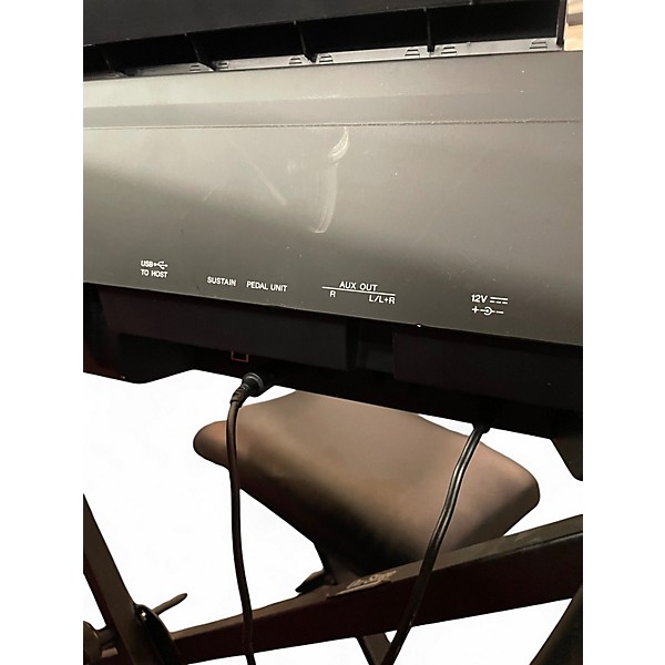 Used Yamaha P-121 Digital Piano