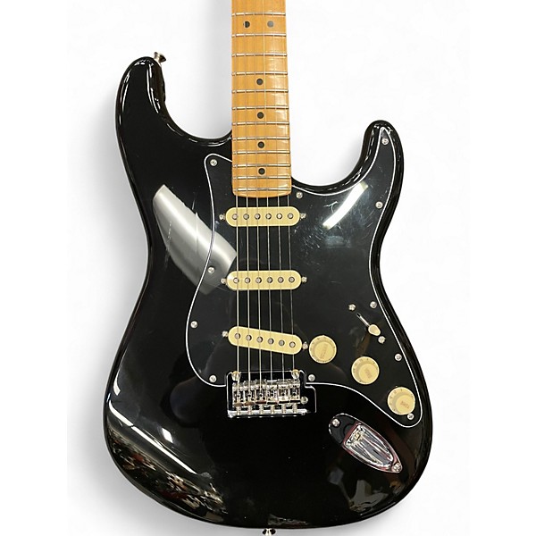 Used Fender Player II Stratocaster Black Solid Body Electric Guitar