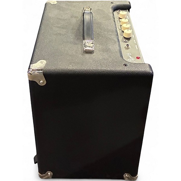 Used Fender Rumble 25 25W 1x8 Bass Combo Amp