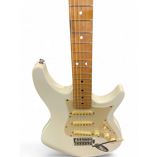 Used Behringer iaxe 393 White Solid Body Electric Guitar