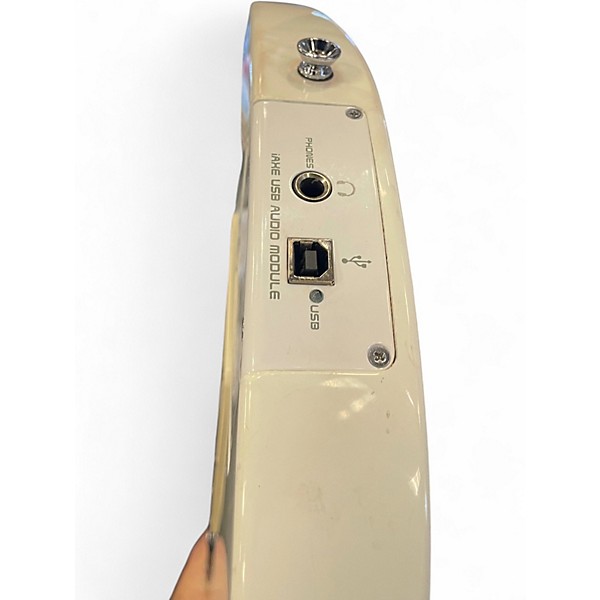 Used Behringer iaxe 393 White Solid Body Electric Guitar