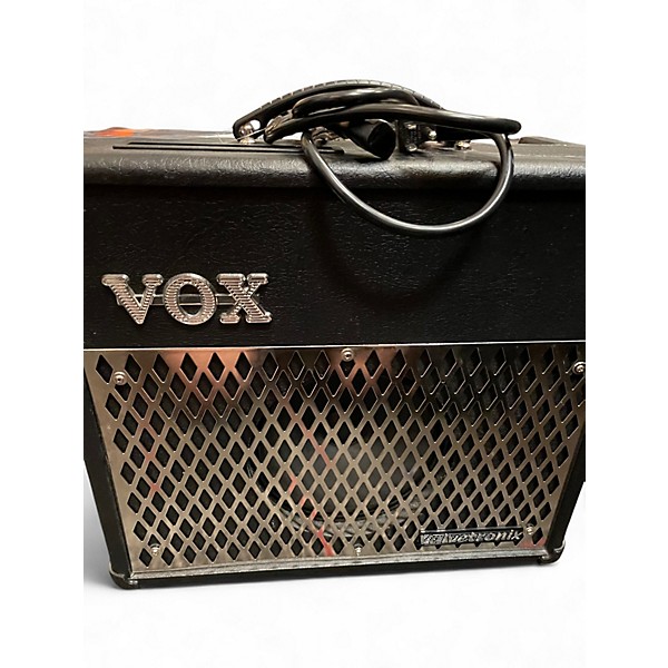 Used VOX Valvetronix VT15 15W 1x8 Guitar Combo Amp